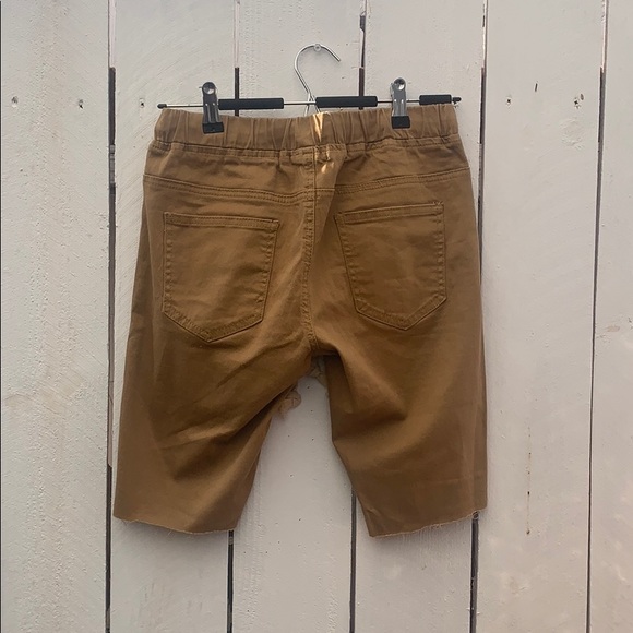 Fashion Nova cut off shorts - Picture 2 of 3